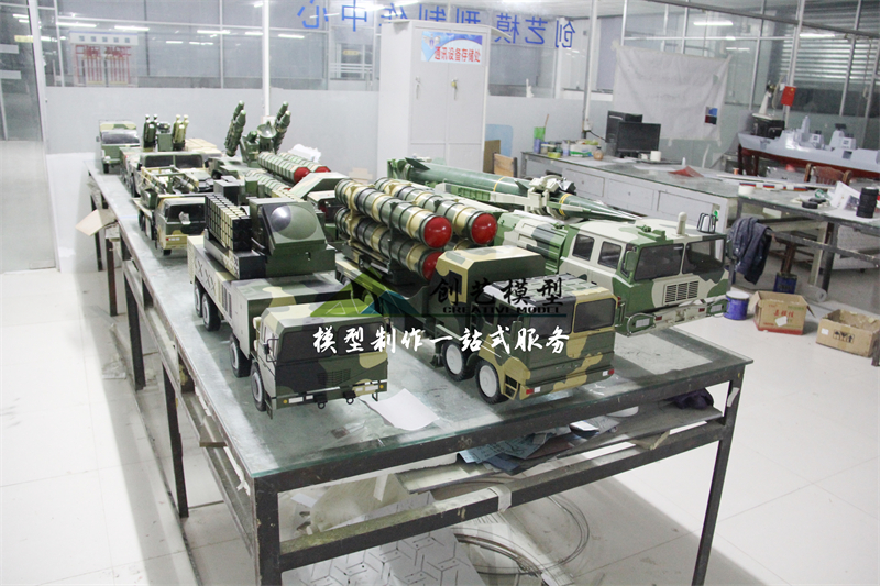 東風導(dǎo)彈車模型-北京軍博定制
